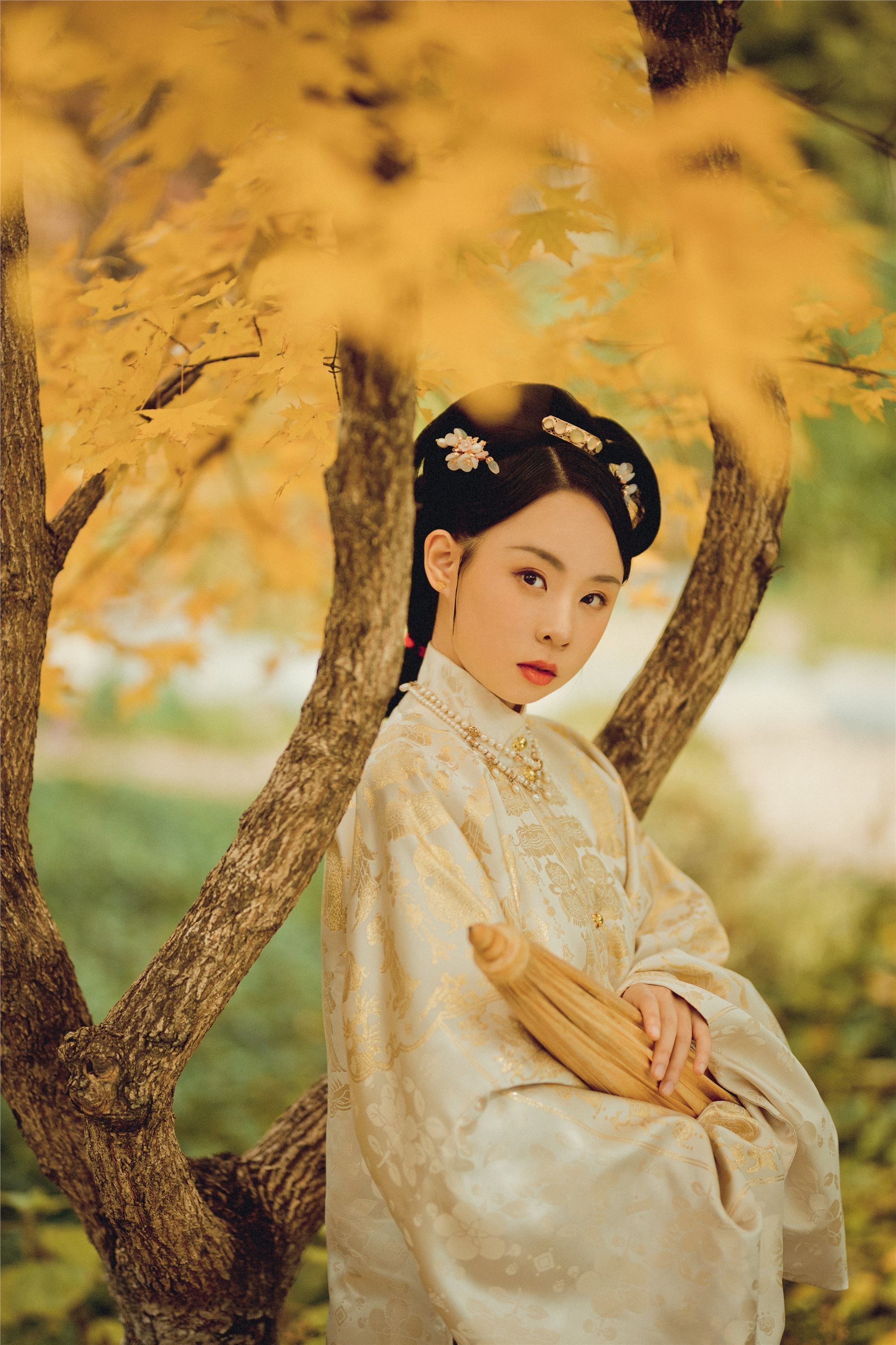 YITUYU艺图语 2021.09.03 寻枫 冯友薇